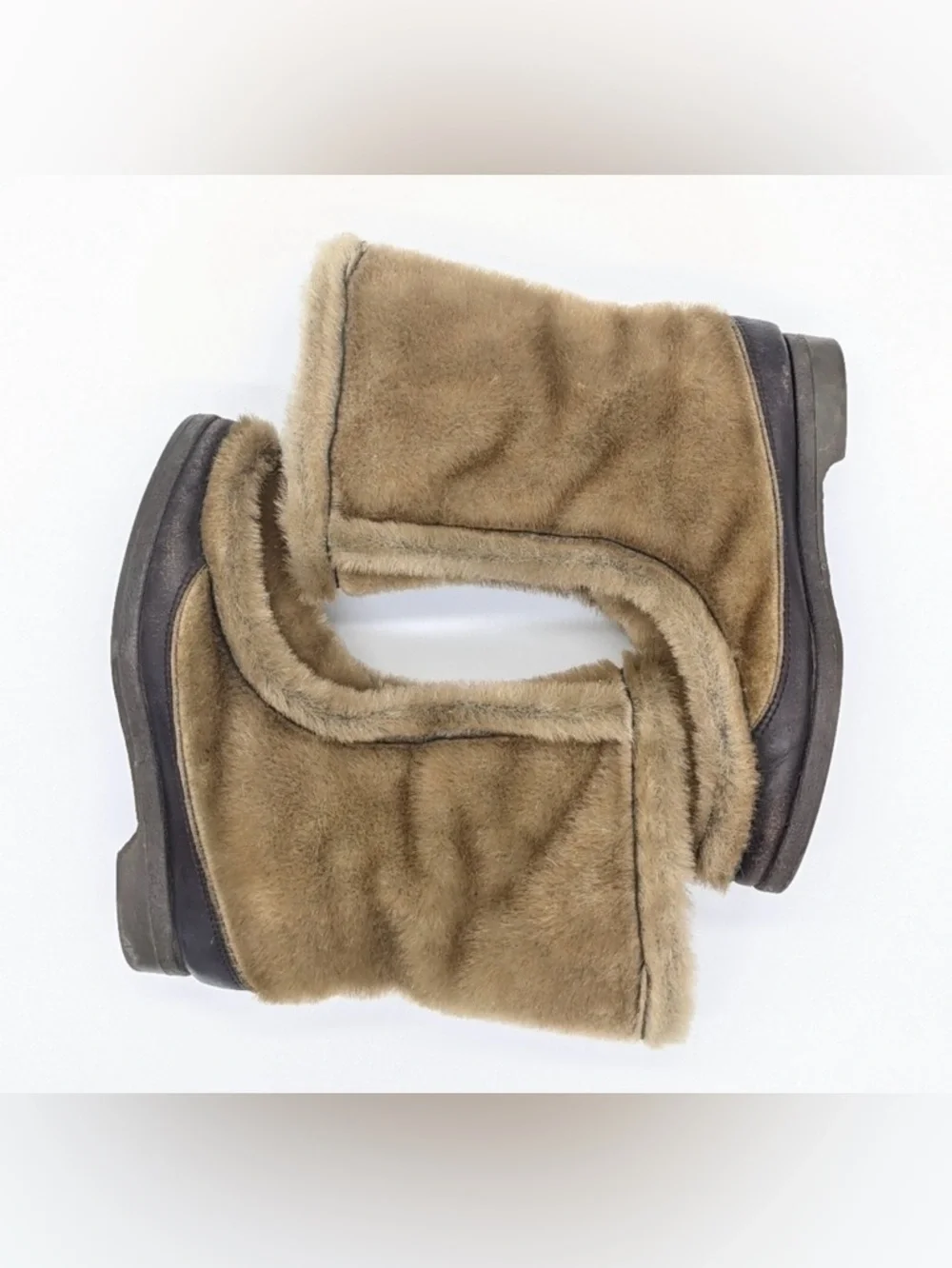 Vintage 1960’s Snowland Mohair Fur Shearling Fleece Snow Bunny Winter Boots